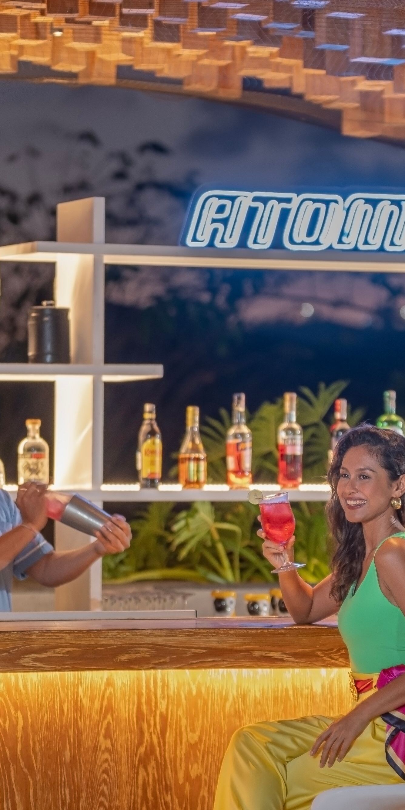 Bali setelah gelap, ditampilkan dalam suasana baru di Atomic 17.