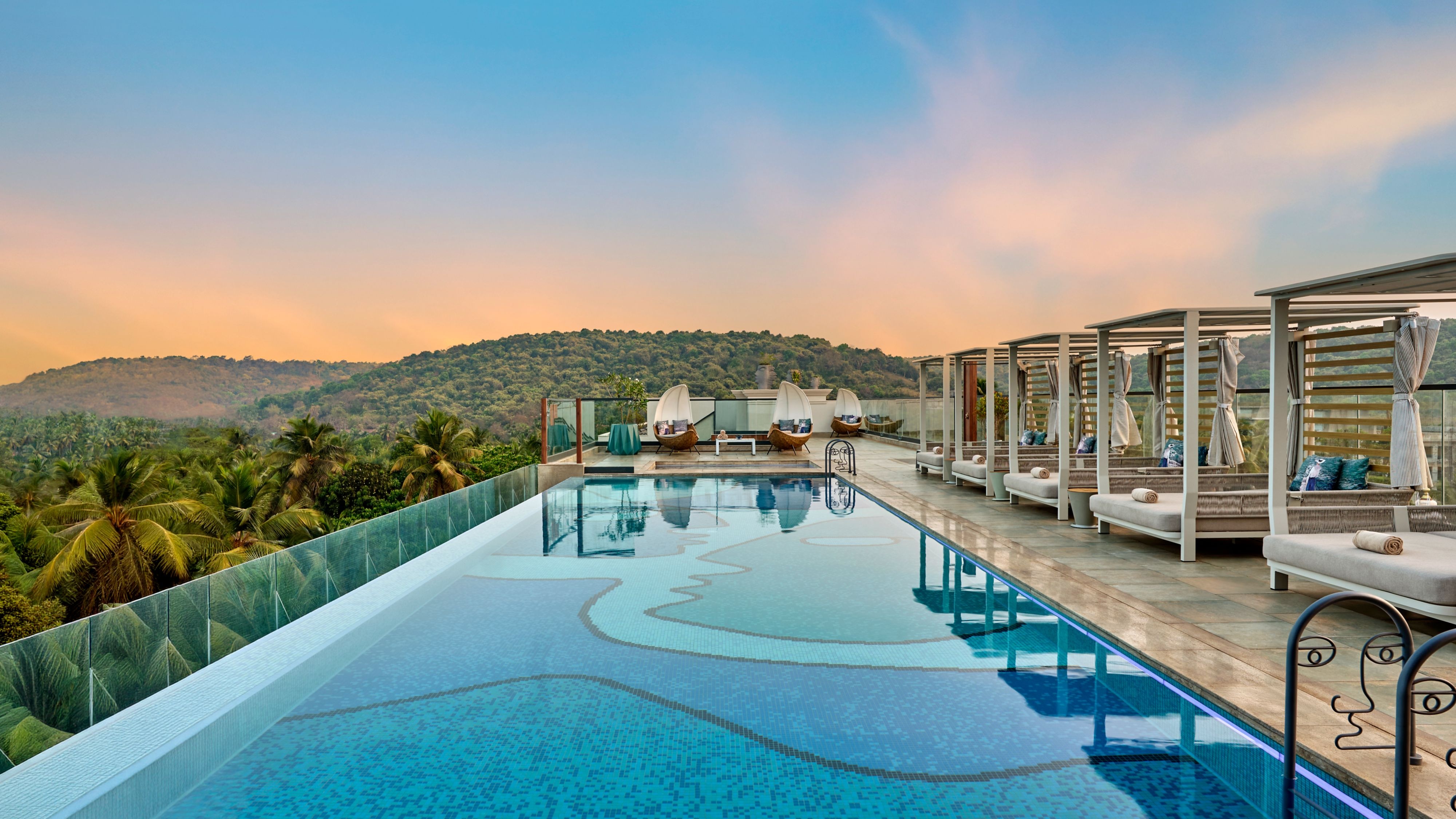 Festive Escapes with Marriott Bonvoy