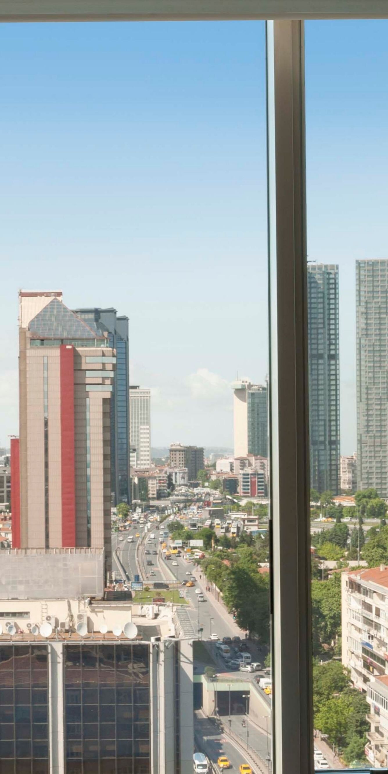 Köşe süitten şehir manzarası