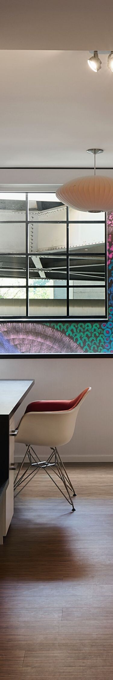 Accessibility guest room with interior mural view