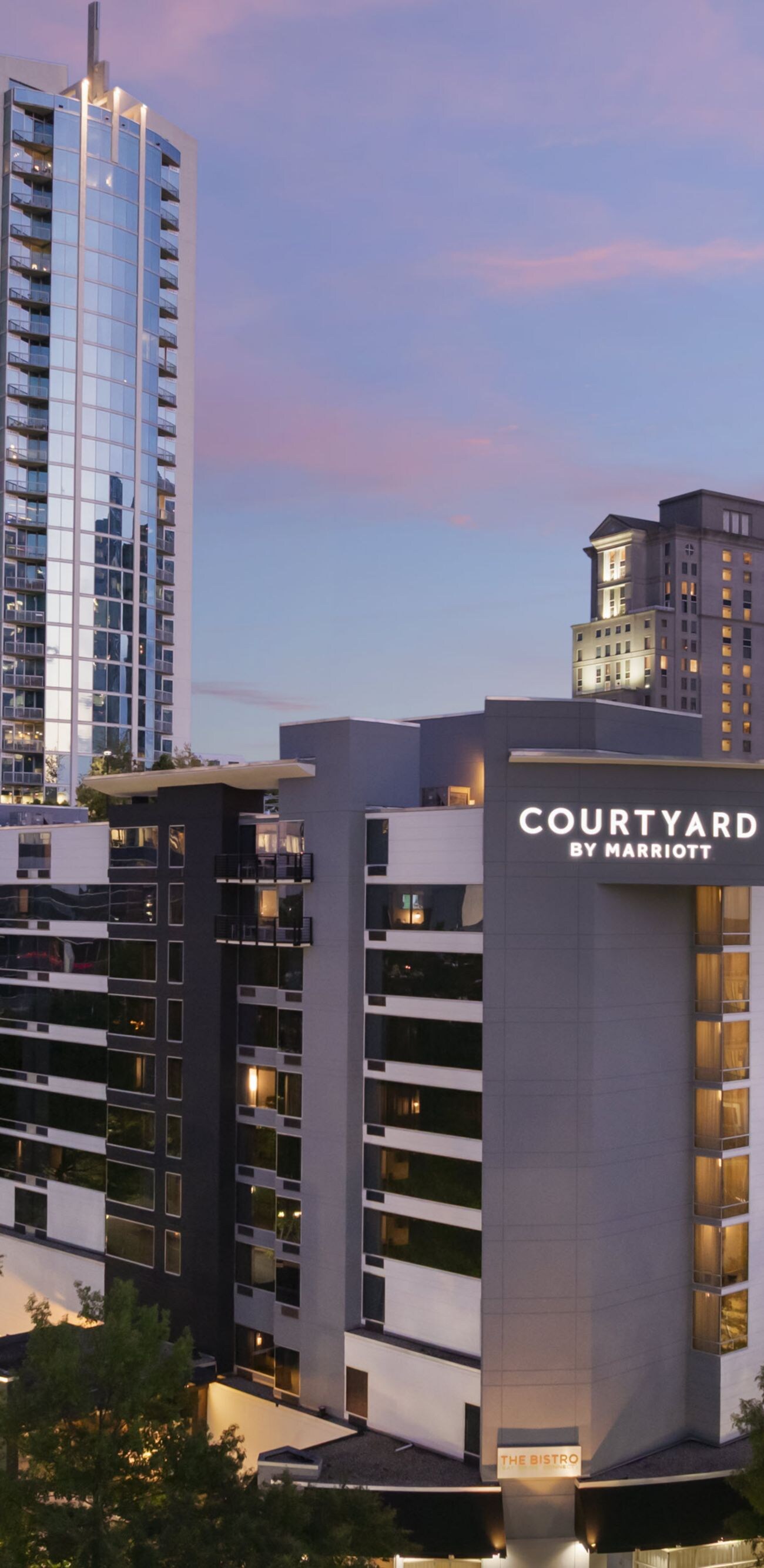exterior photo of courtyard by marriott from above