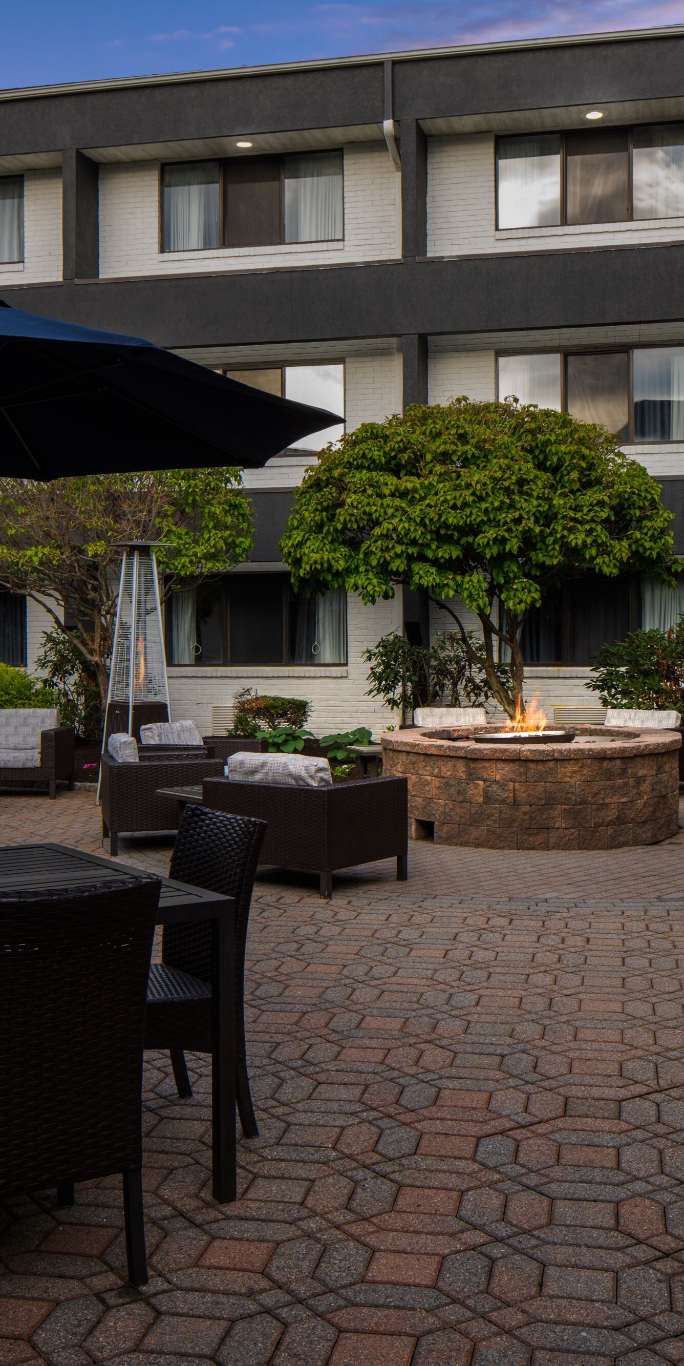 Outdoor Fire Pit 