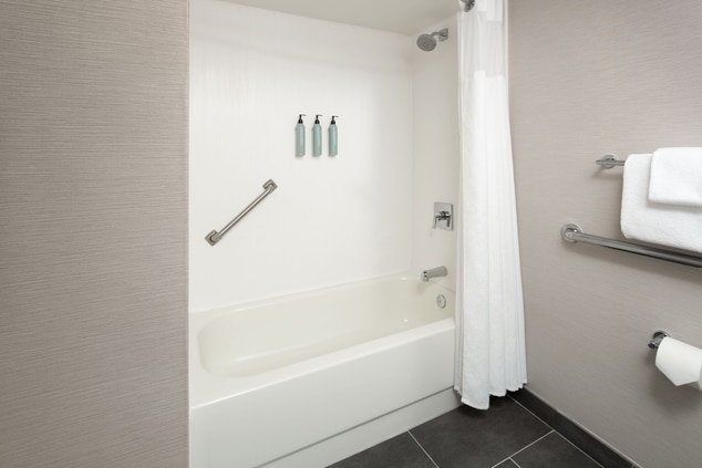 Bathroom with Shower Tub Combo