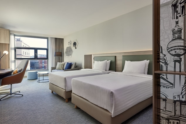 Superior Room with two Twin beds and seating area