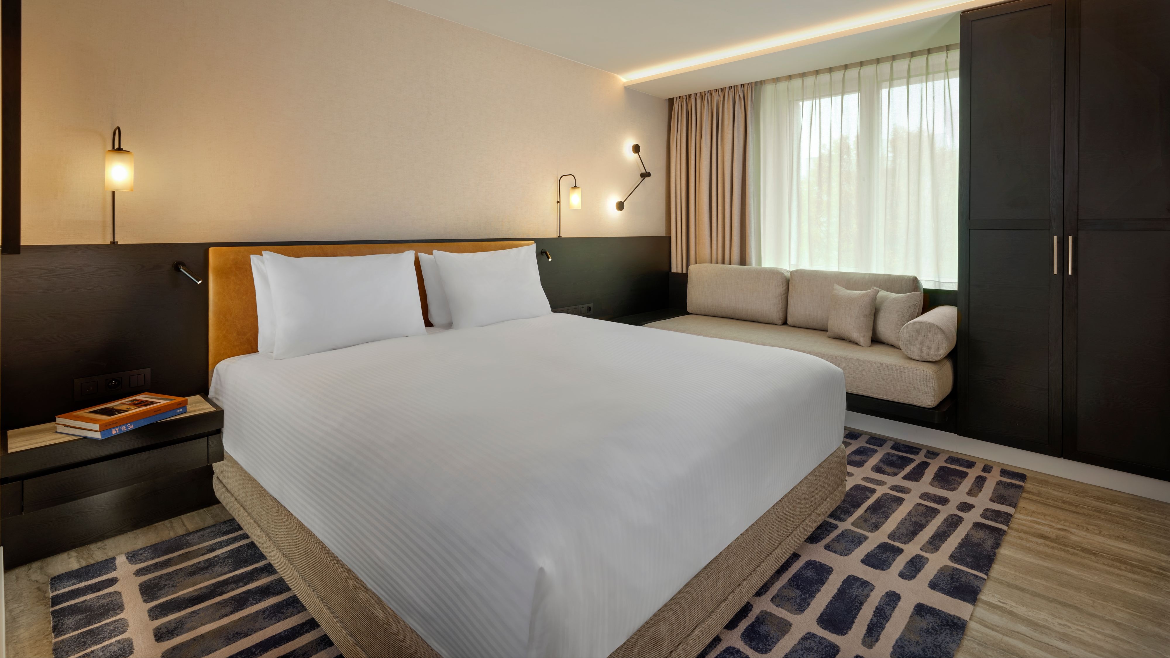 Stay Longer & Save at Courtyard by Marriott Ghent