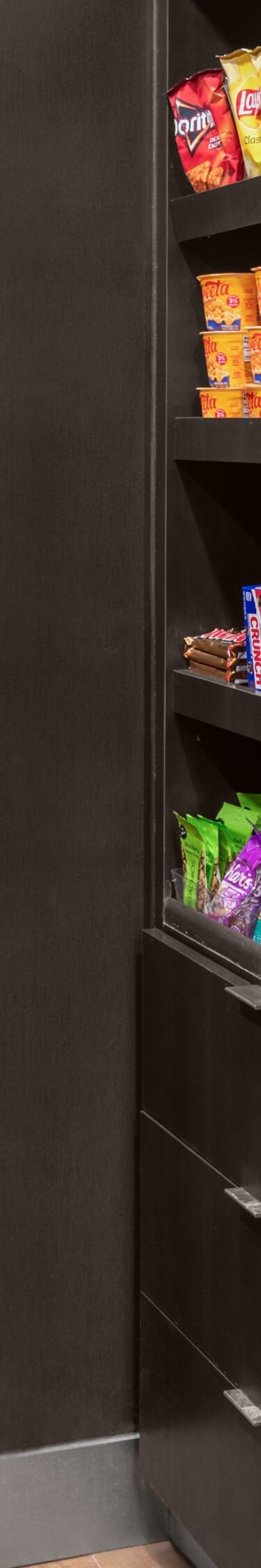 24 Hour Market with snacks and beverages