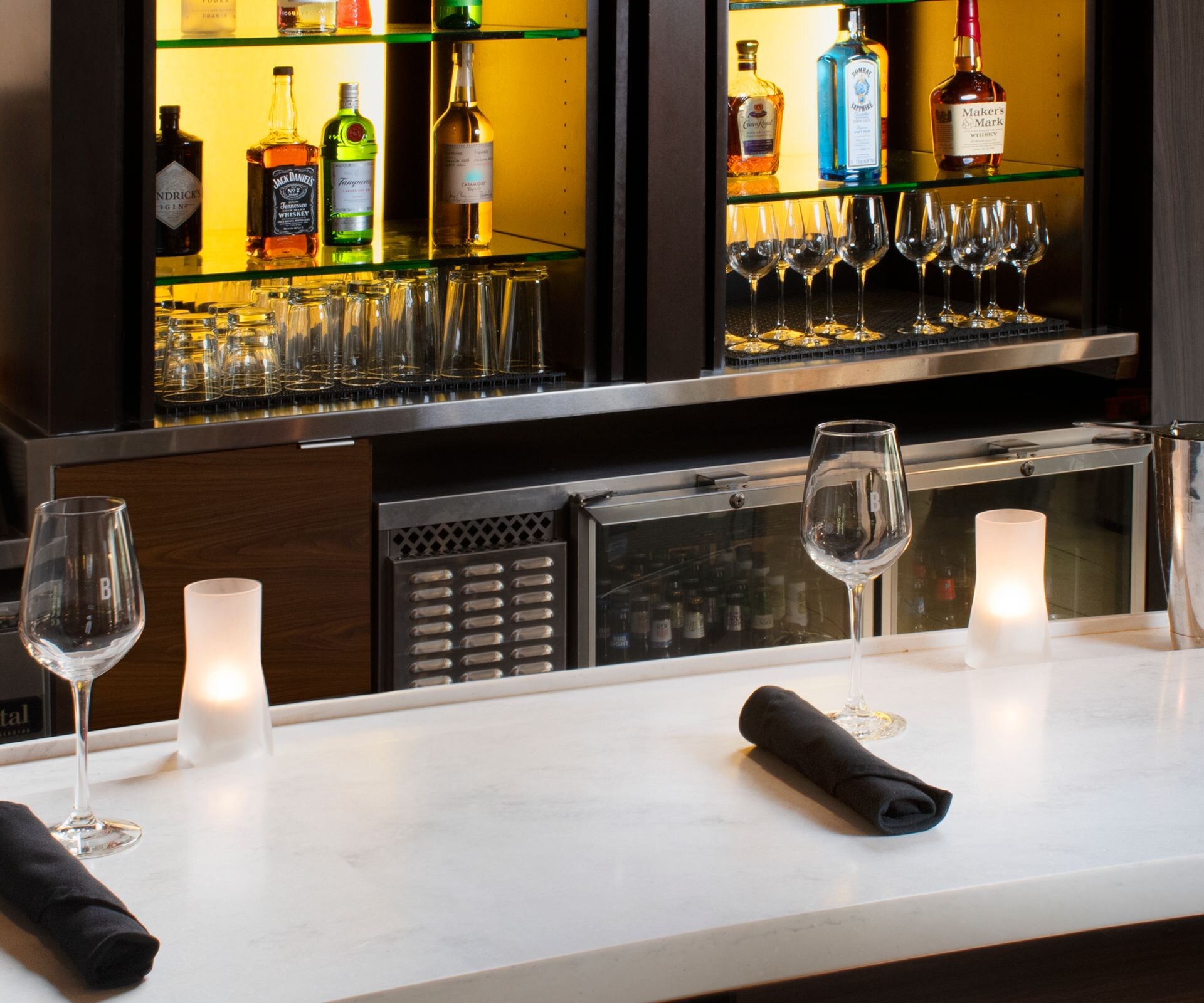 Courtyard Bistro beverage station