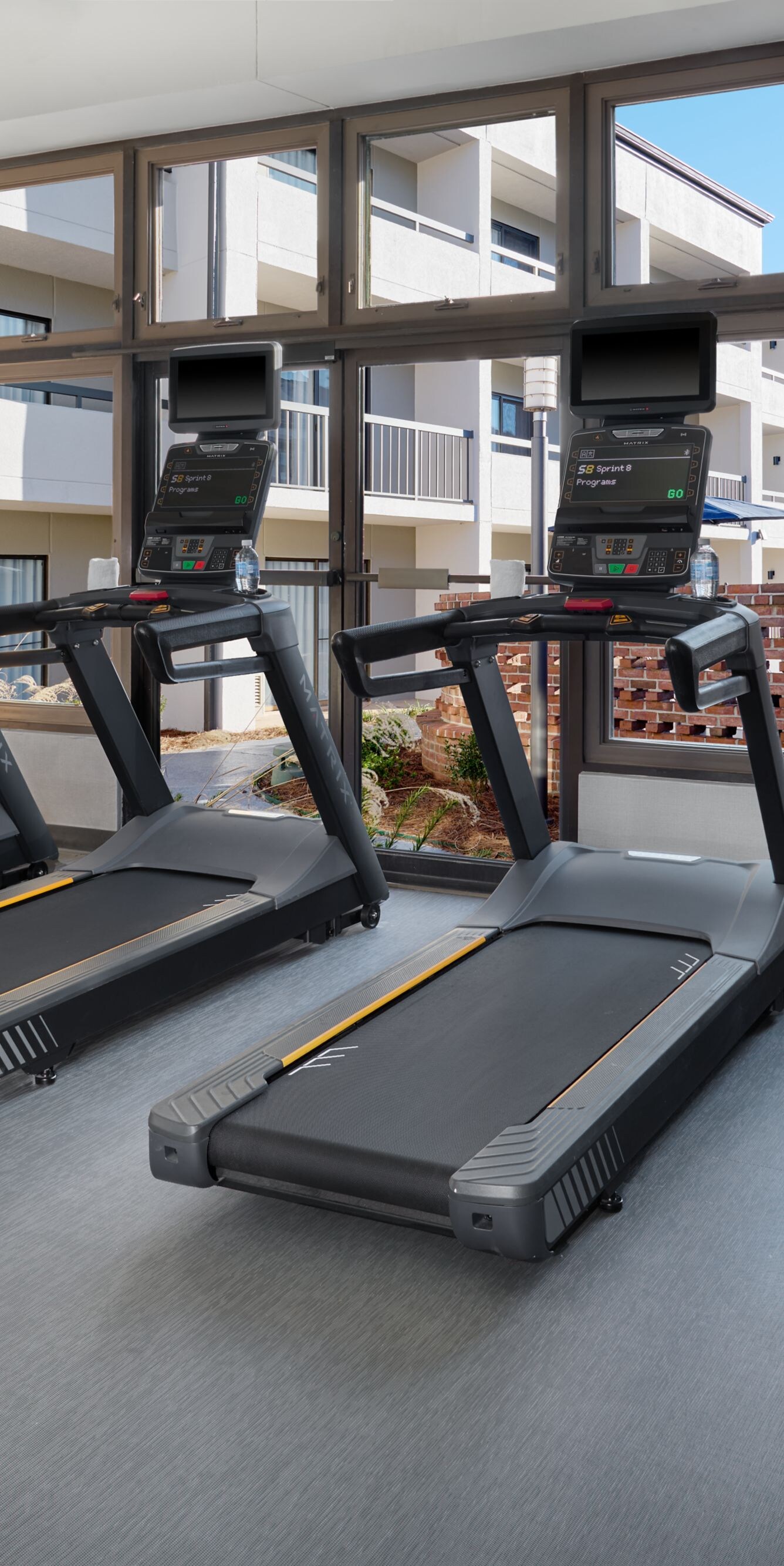 Fiitness Center with treadmills
