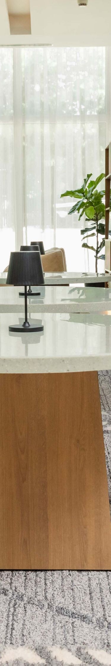 Lounge del lobby renovado con sillones