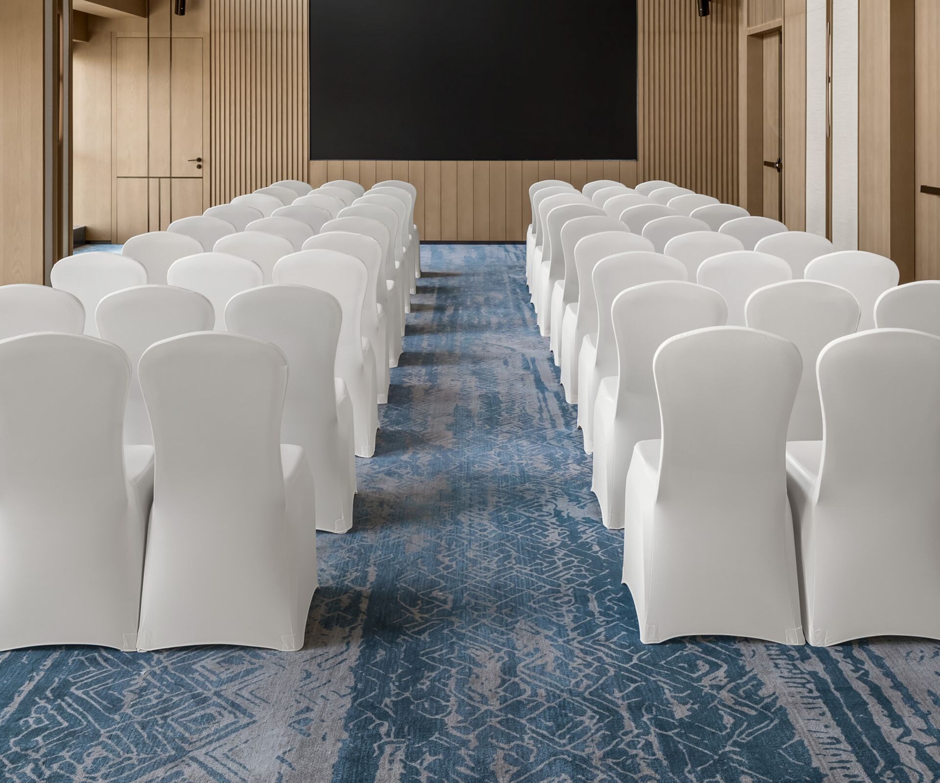 Meeting room with theatre-style seating for semina