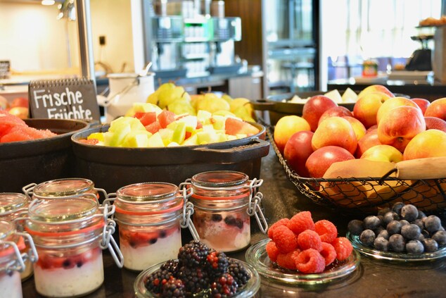 American Buffet Breakfast, fresh fruits