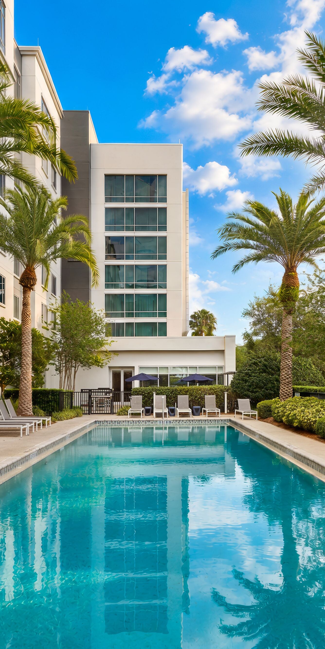 Hotel Pool