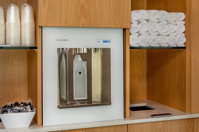 Automatic water fountain with towels, cups, etc
