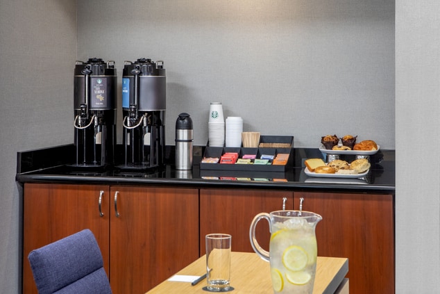 Coffee, tea, and other snacks during your meeting 