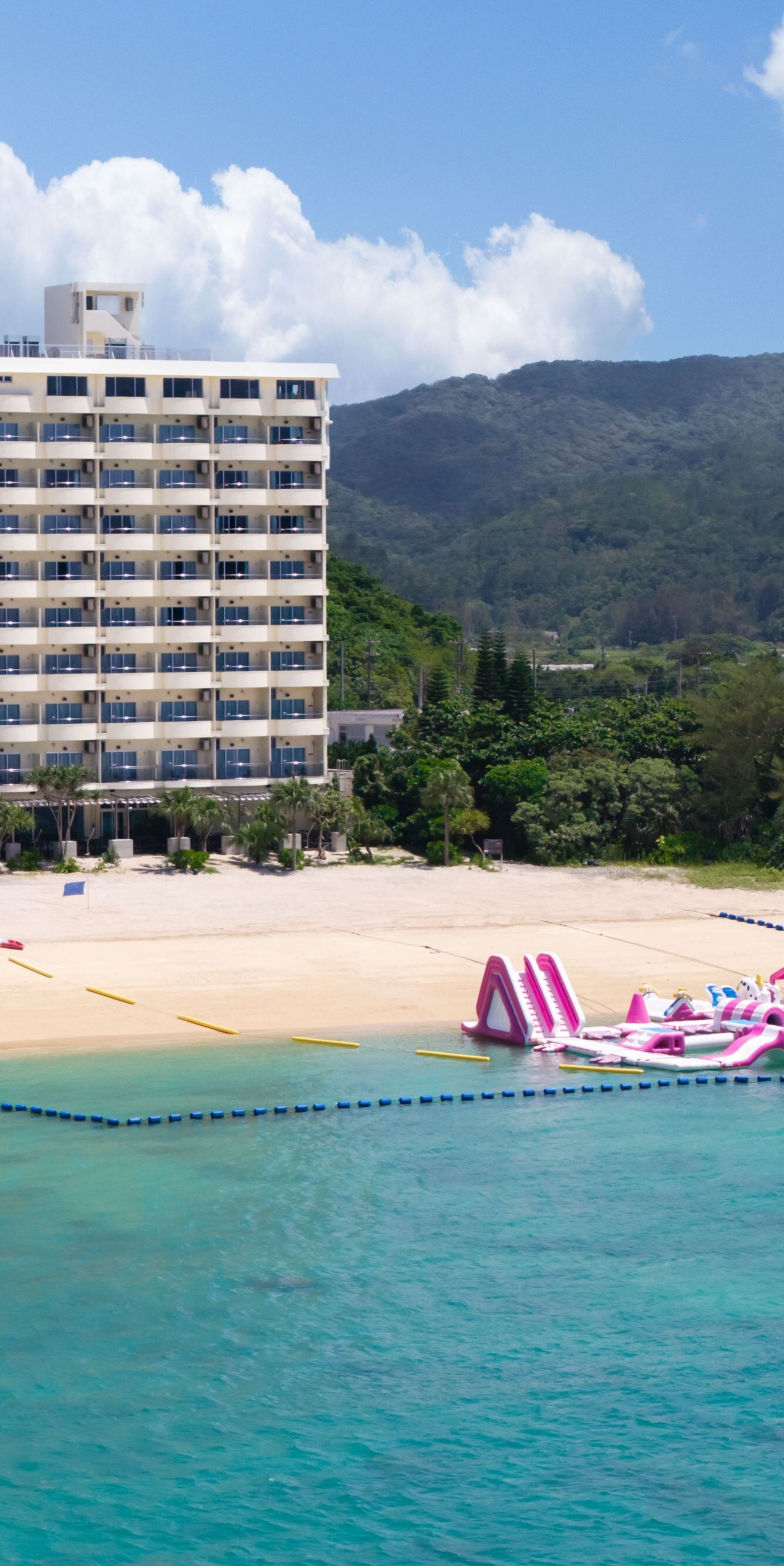 Exterior & marine park