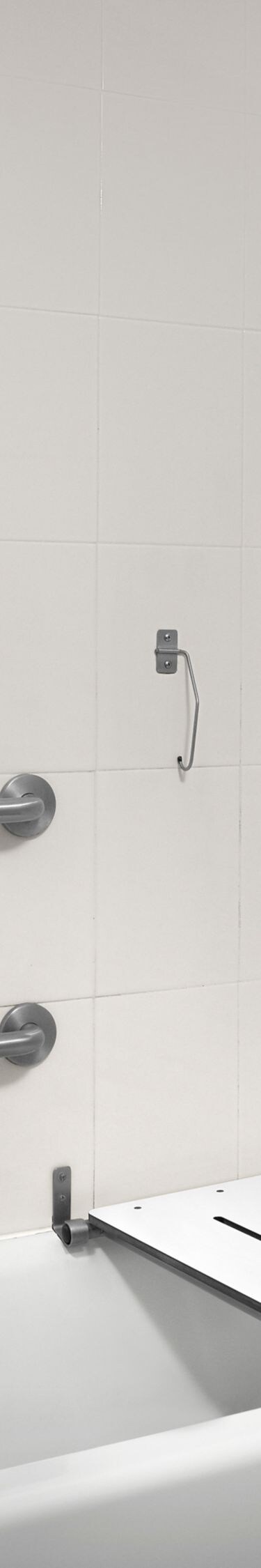 Accessible Bath with handrails