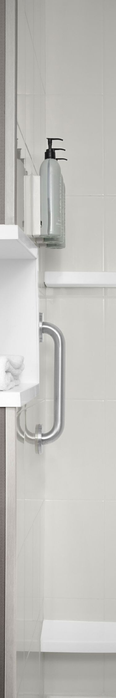 Guest Room Bath_Shower