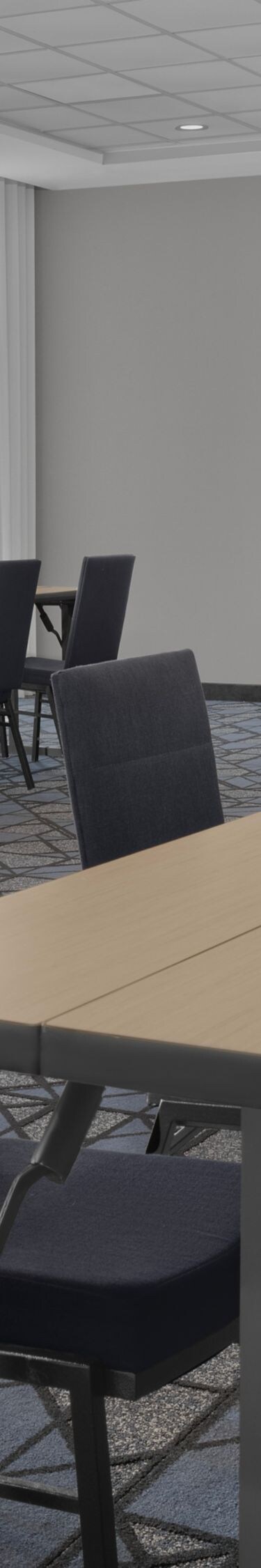 Oak Meeting Room