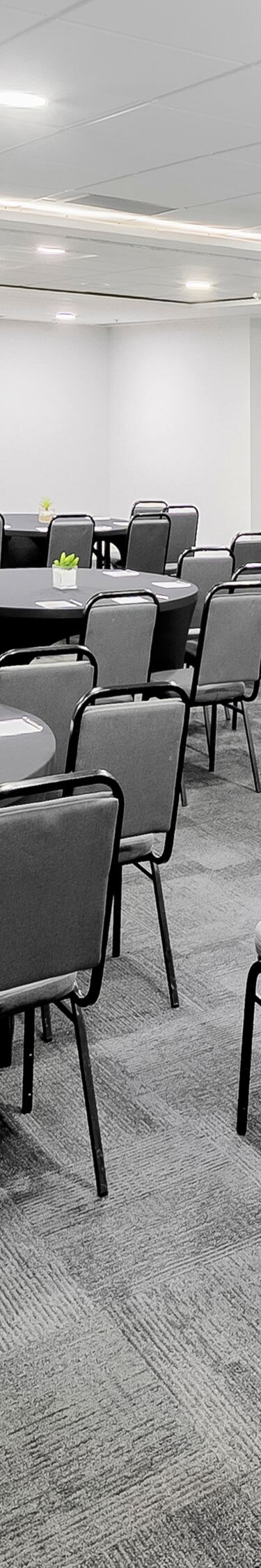 Meeting room with cabaret style seating