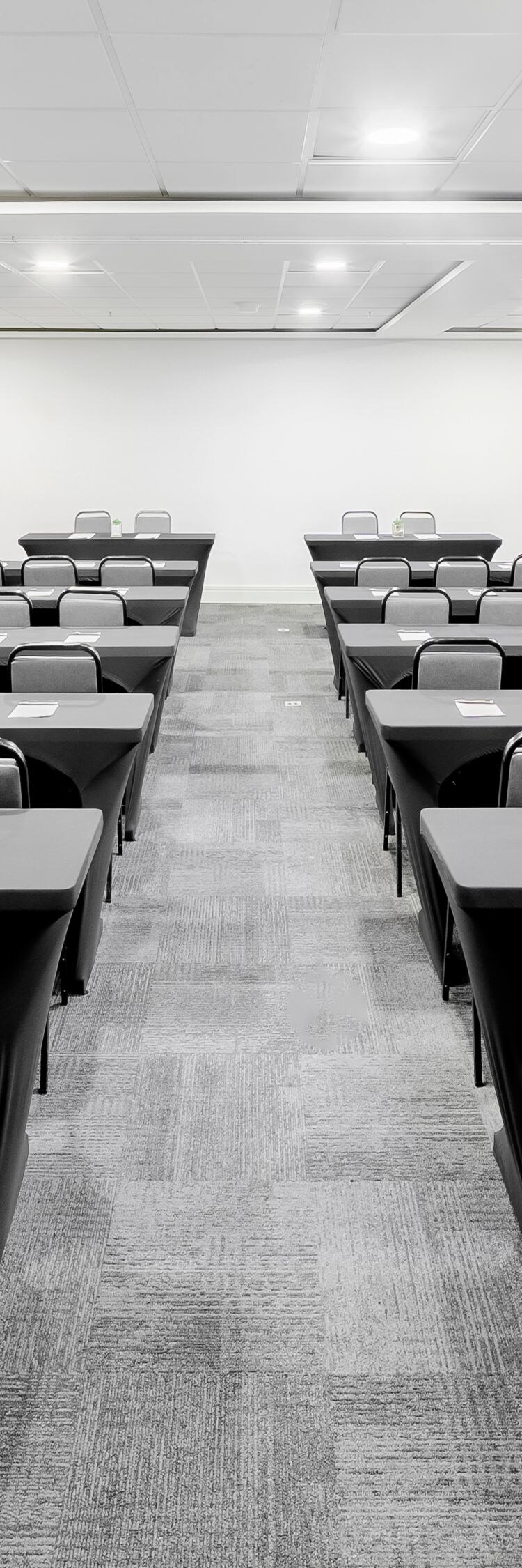 Meeting room with classroom style setup