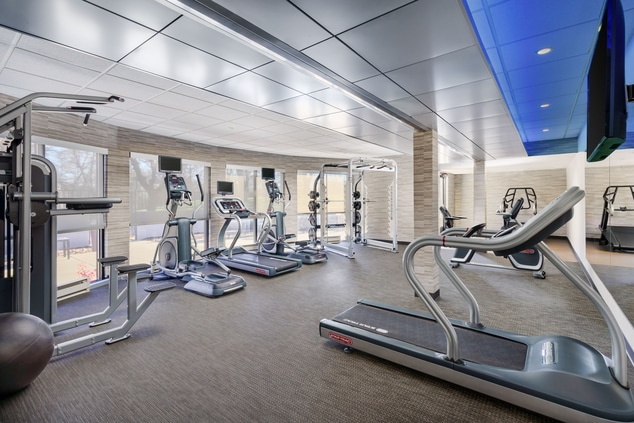 Fitness Center - treadmill and more 