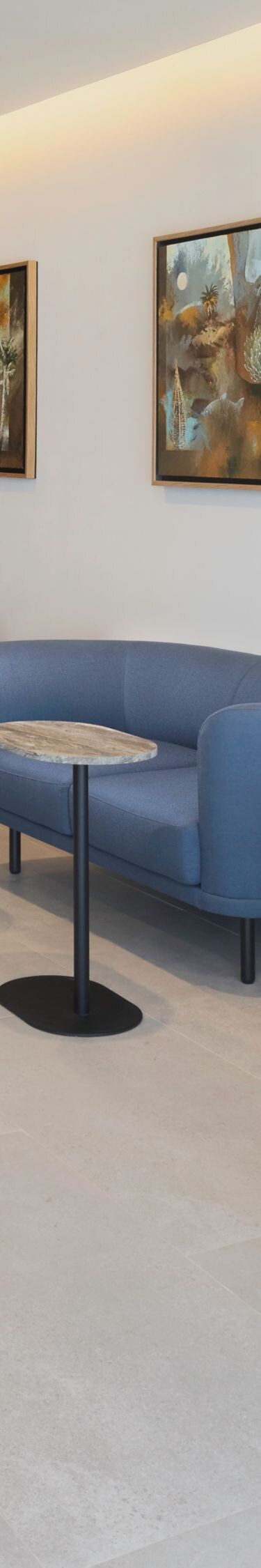 seating with table