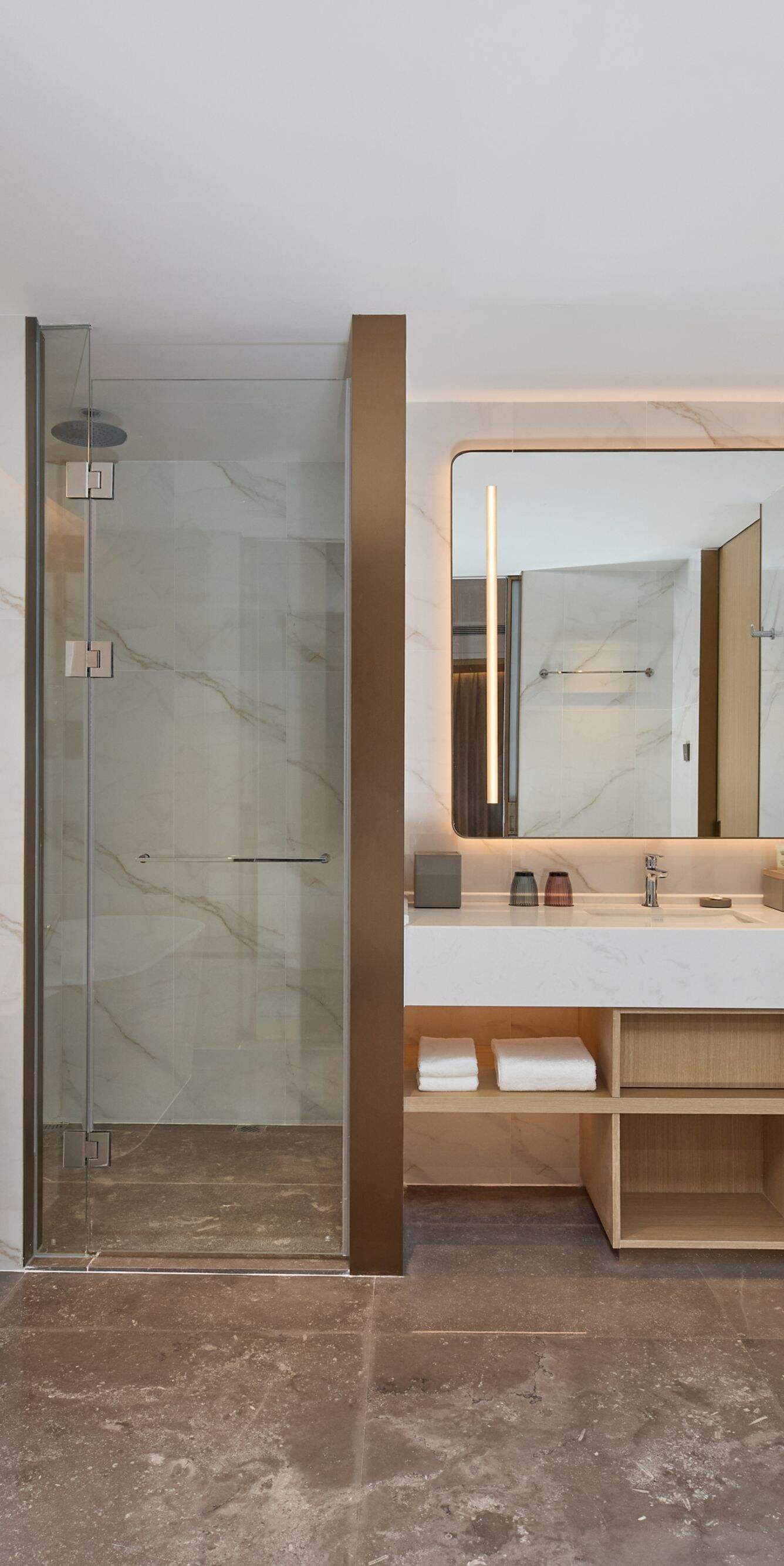 guestroom, bathroom