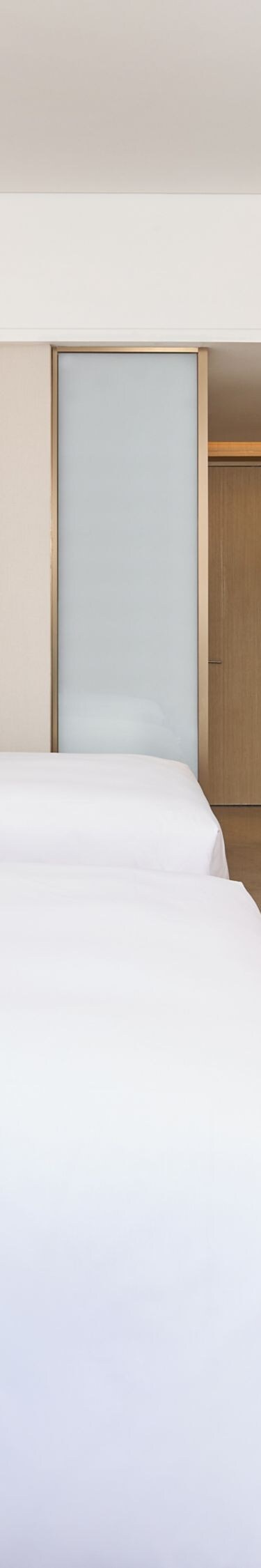 double queen, guestroom, bedroom