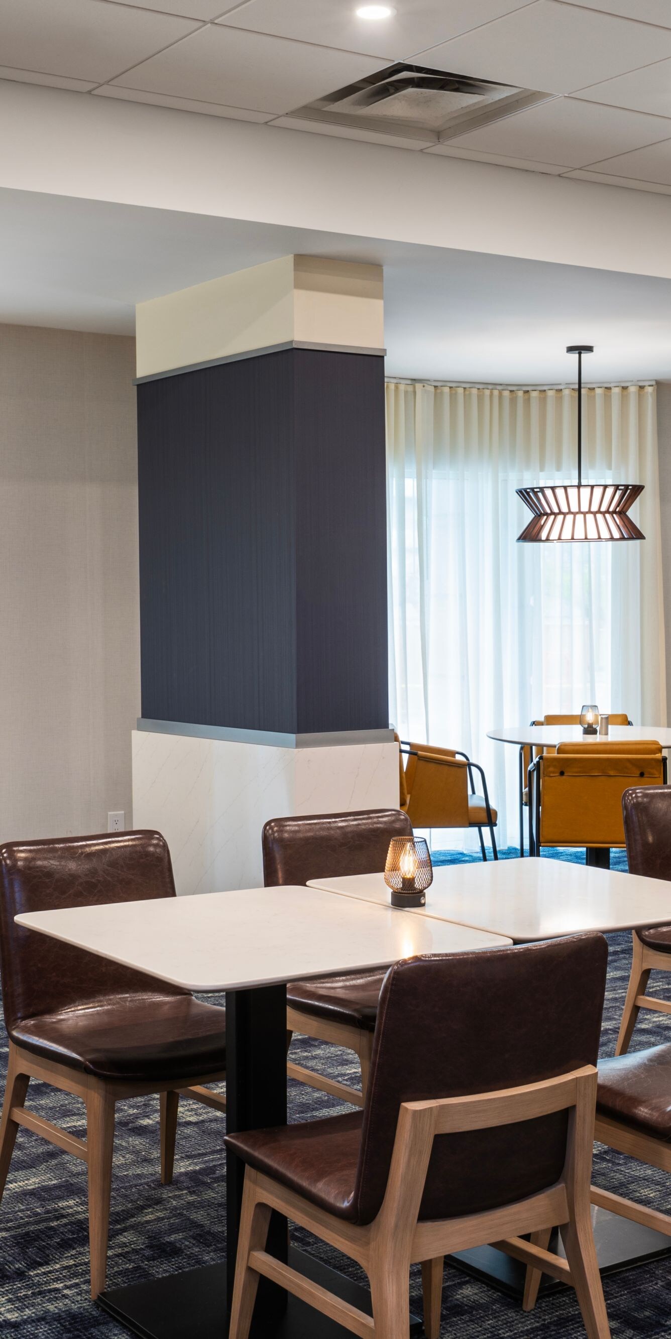 Espace repas du Bistro