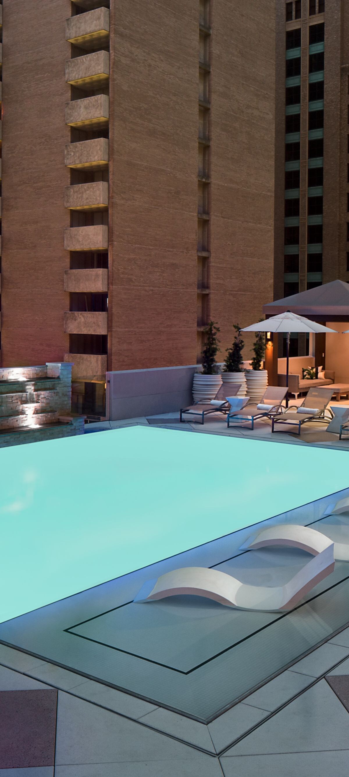 Outdoor Rooftop Pool
