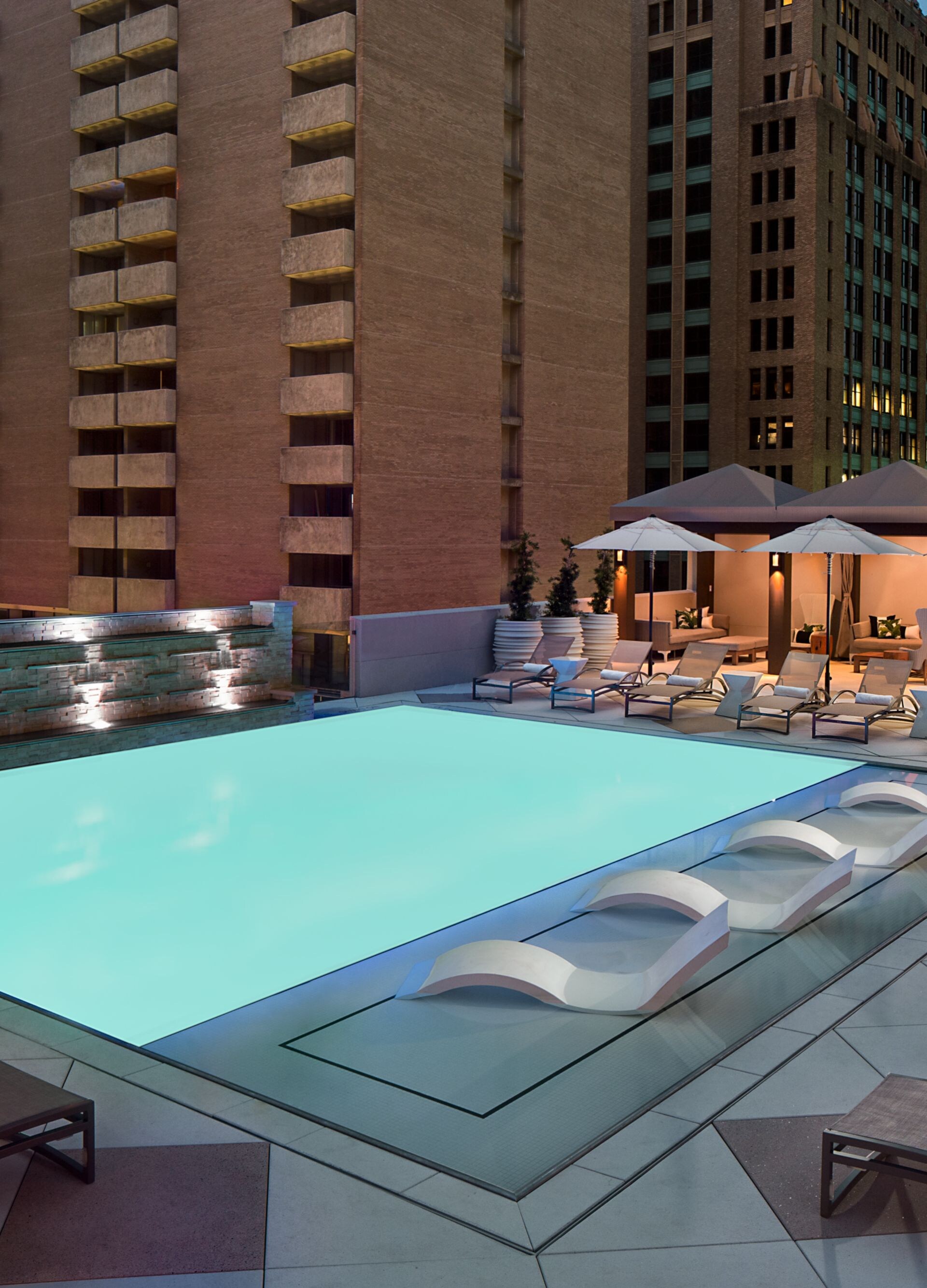 Outdoor Rooftop Pool