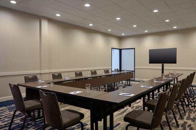 Lake Mille Lacs Meeting Room