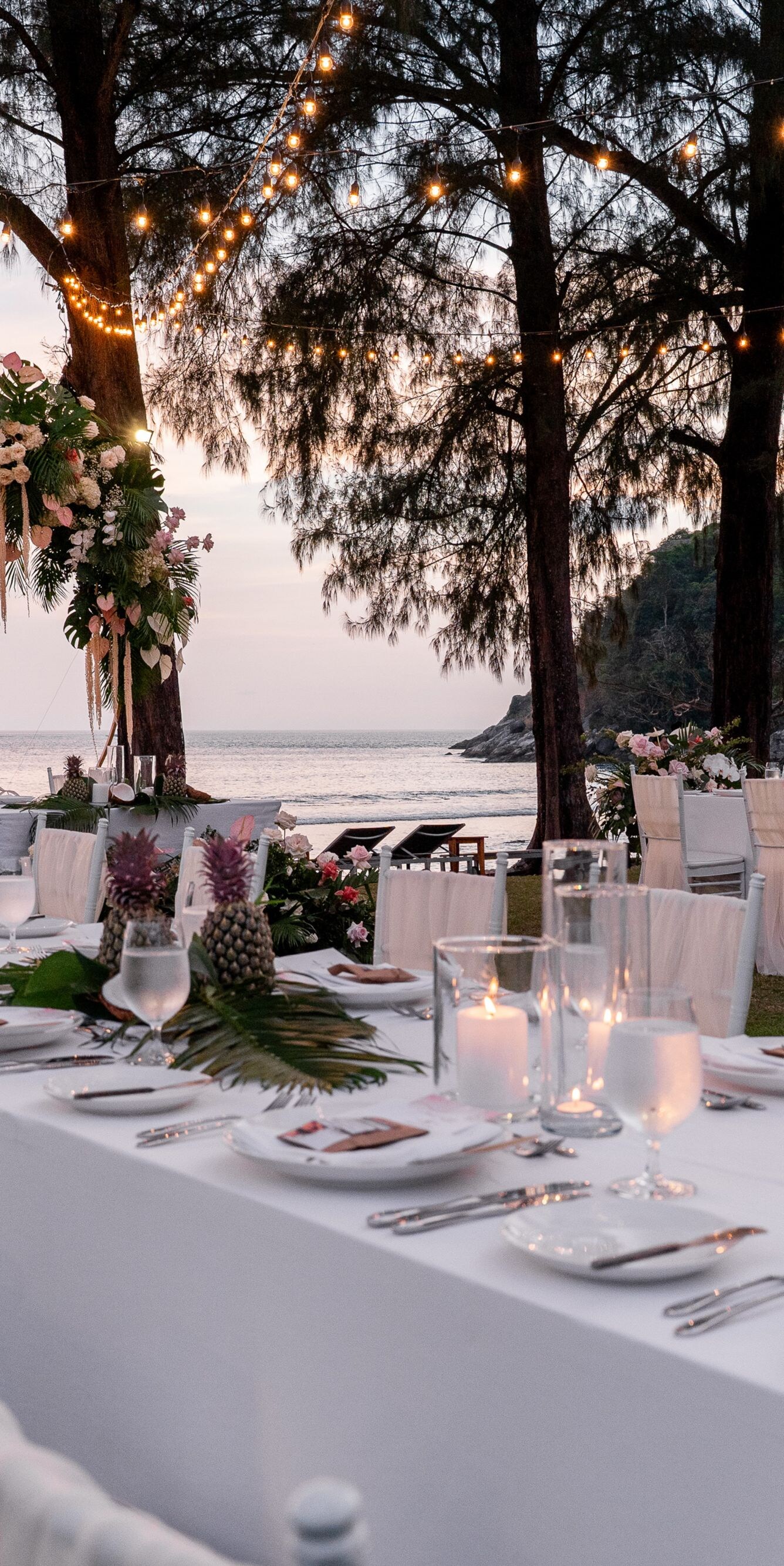 Wedding plate and guest setup. 