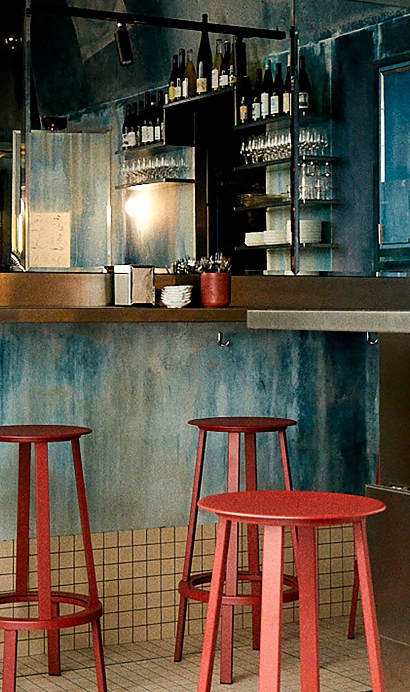 restaurant counter with bar stools 