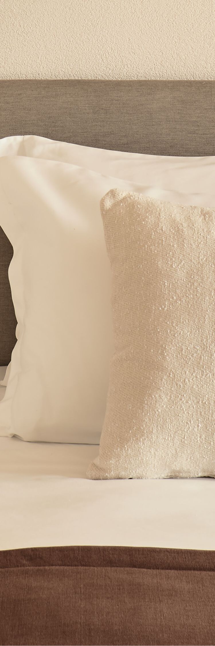 bed, table, wall sconce