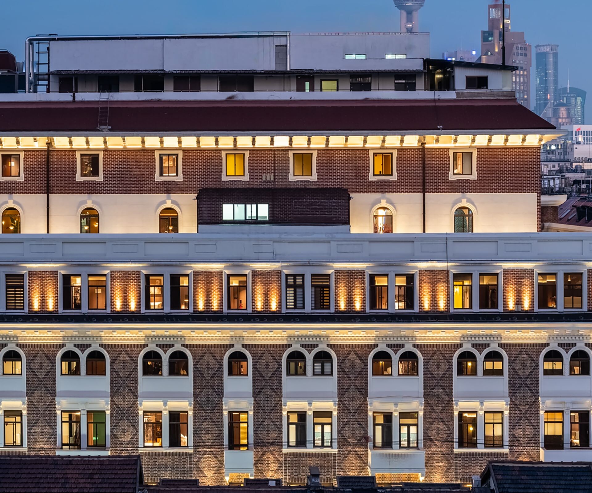 Exterior 04
