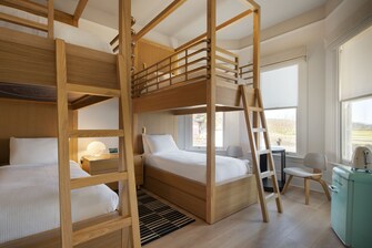 Family 2 Twin Bunk beds
