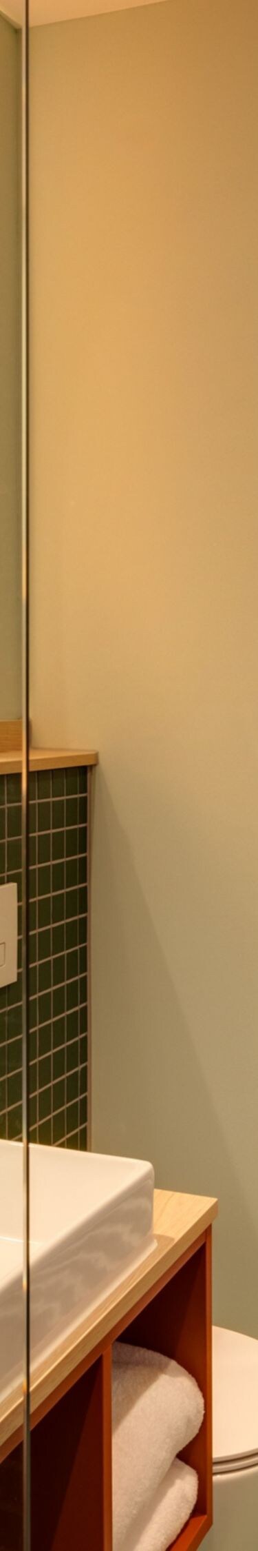Guest Room Bathroom