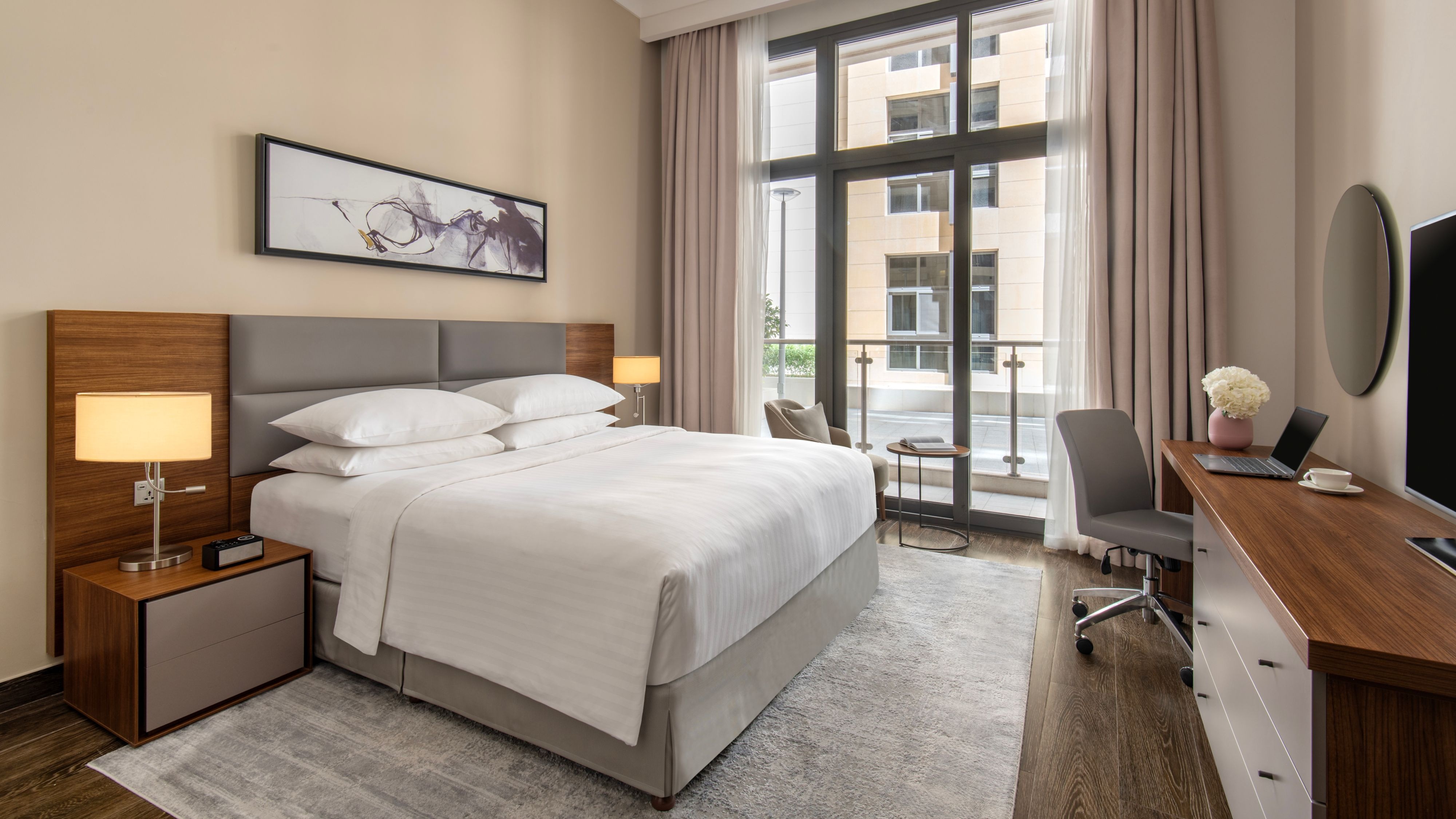 Long Stay Offer on 1- and 2-Bedroom Apartments