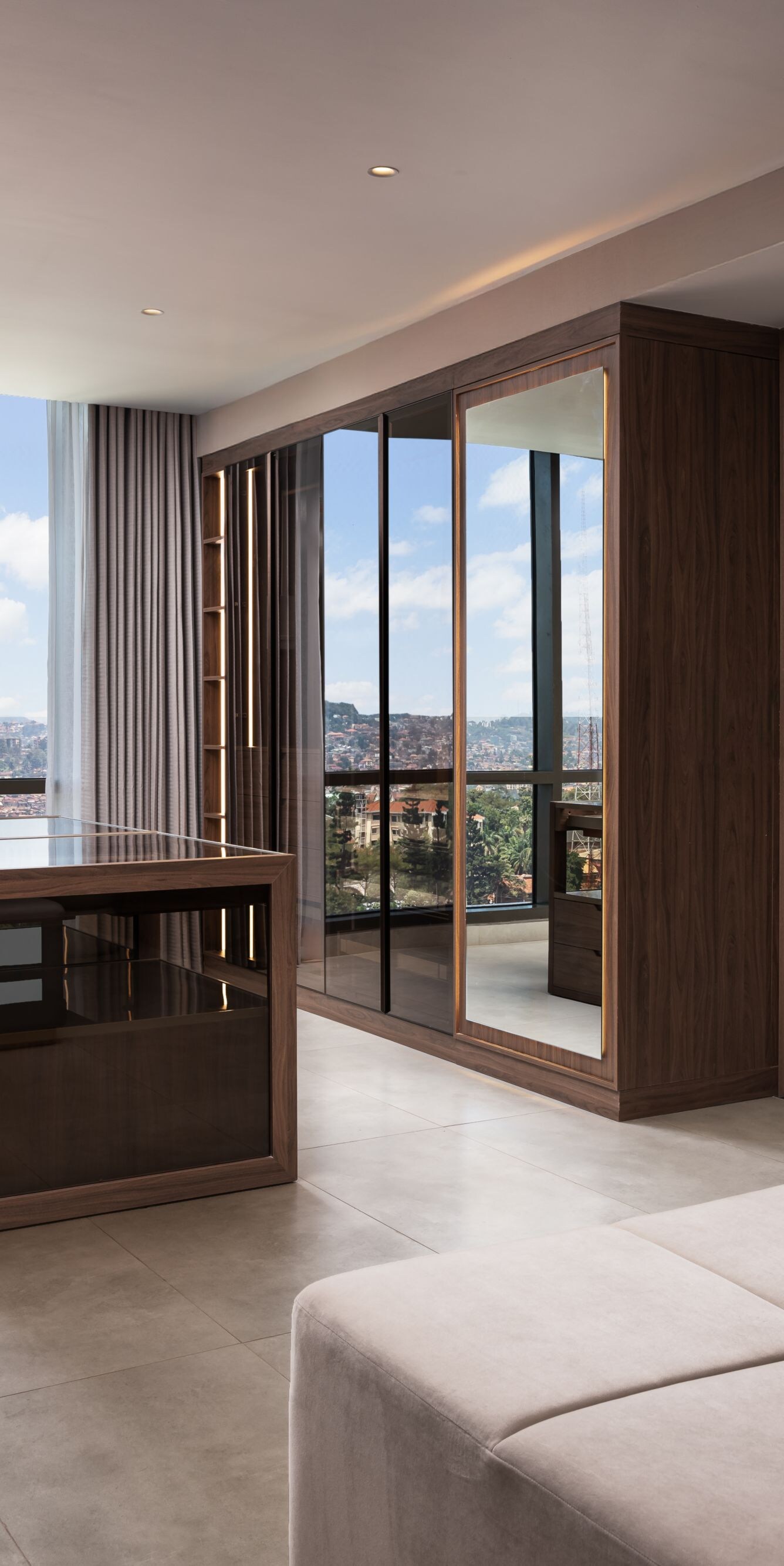 Penthouse Master Dressing