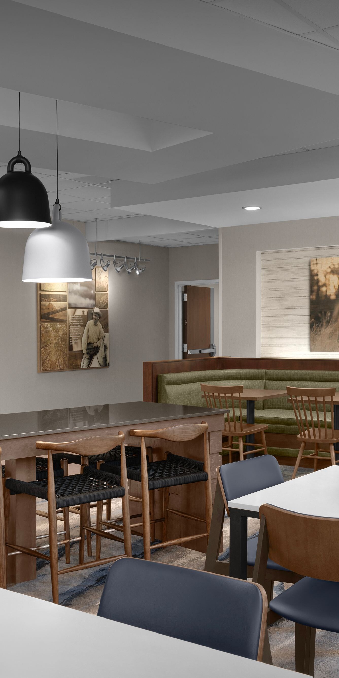 Breakfast seating area with tables and chairs