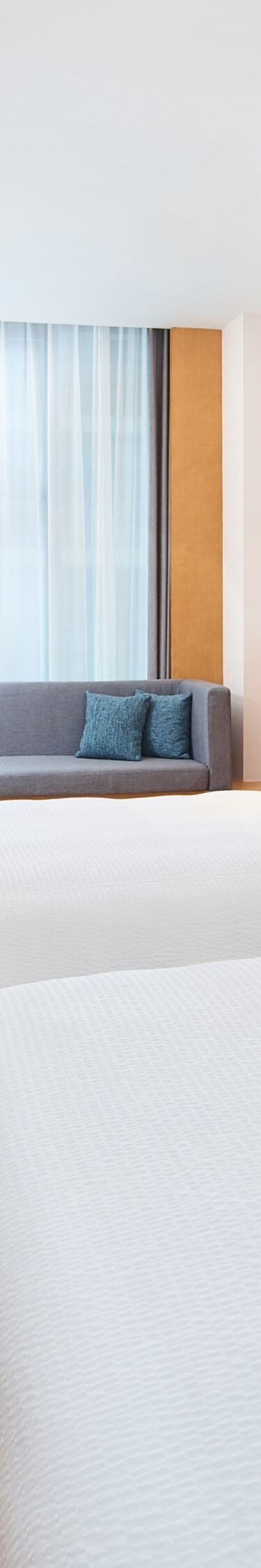 Comfortable twin bed room