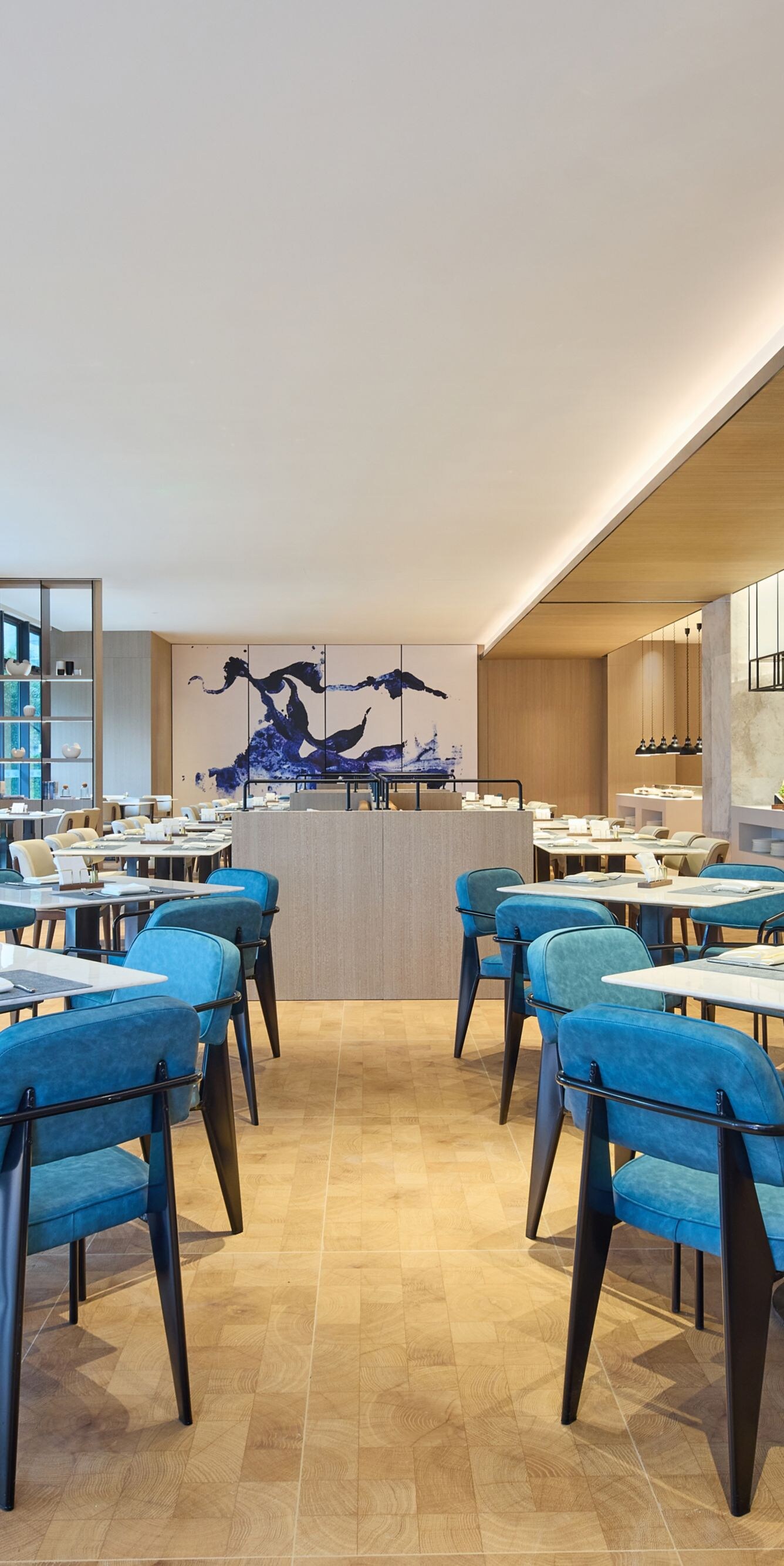Breakfast Seating Area