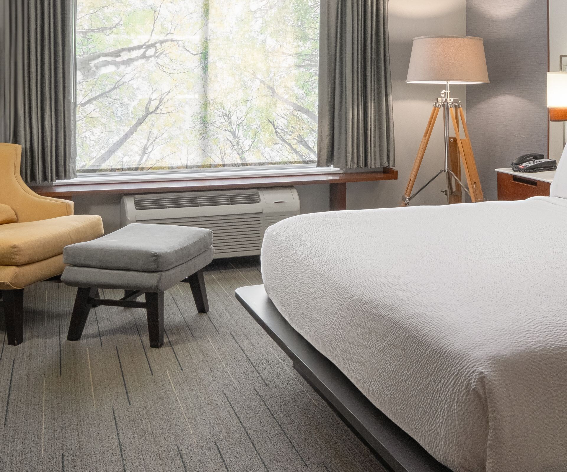  Fairfield Gatlinburg king studio guest room
