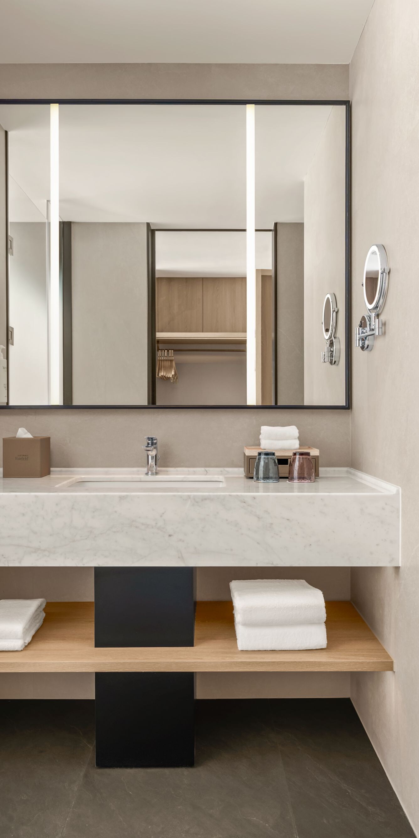 Bathroom vanity with mirror and sink