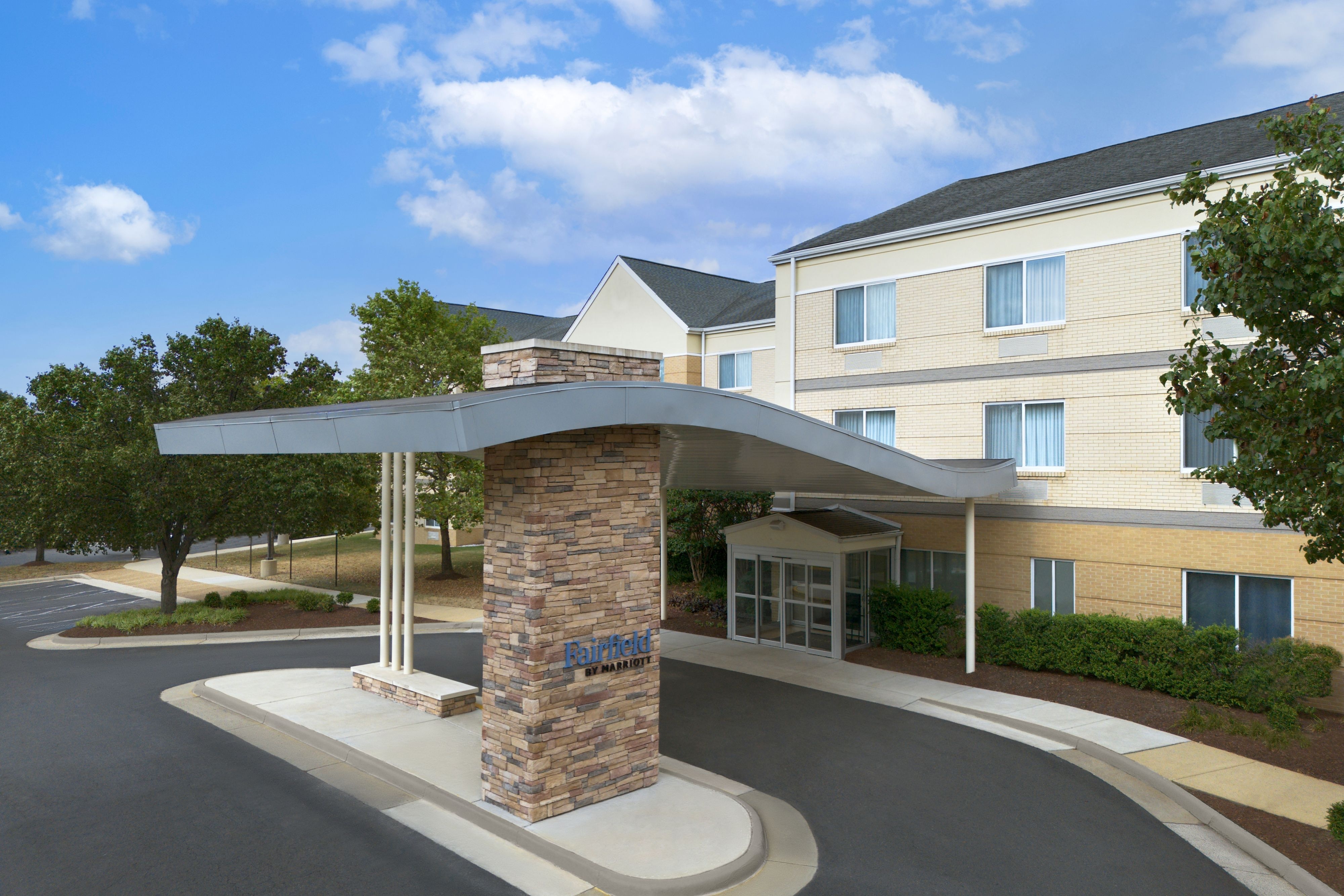 Fairfield by Marriott Inn & Suites at Dulles Airport
