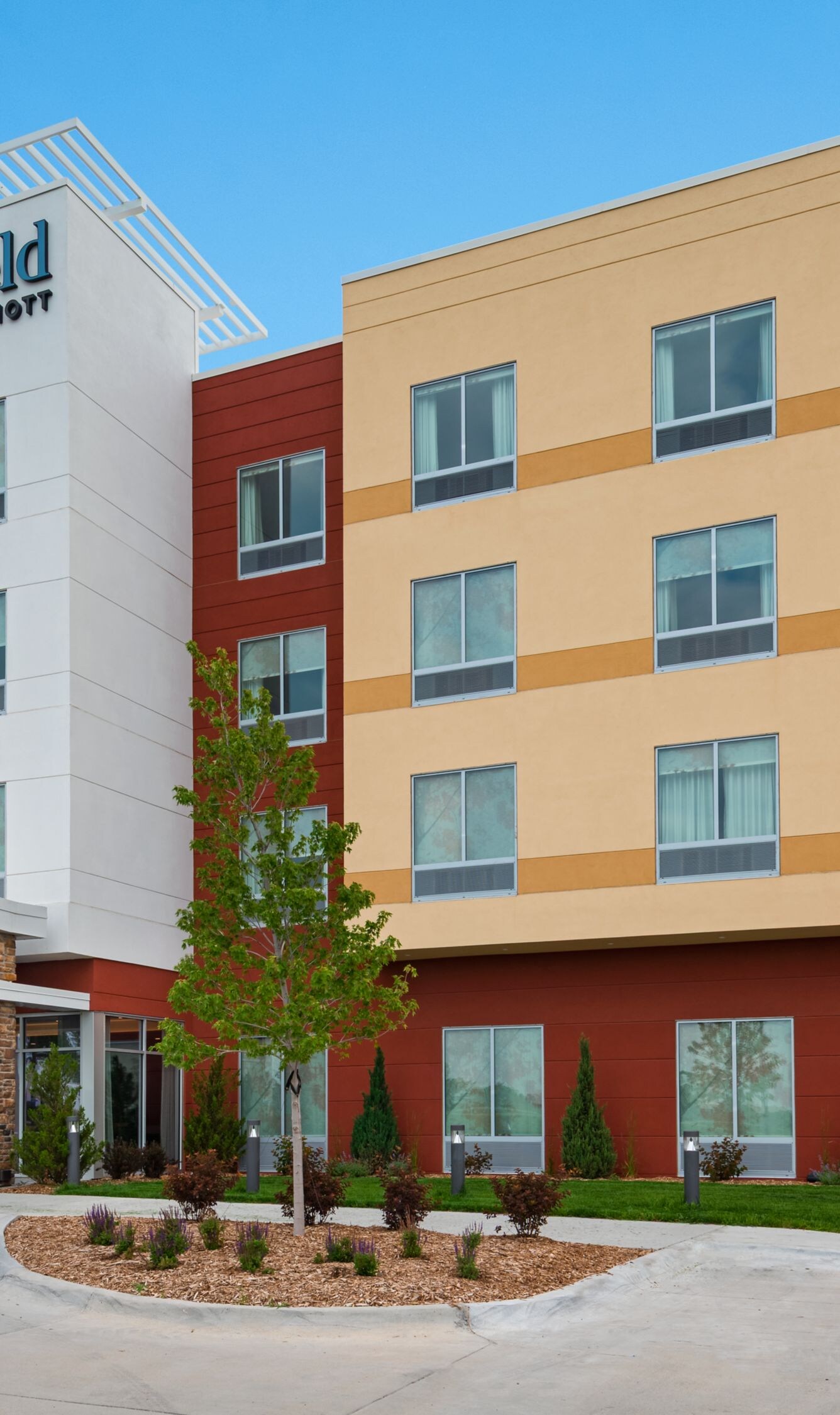Fairfield Inn & Suites York | Hotel off I-80 with Indoor Pool