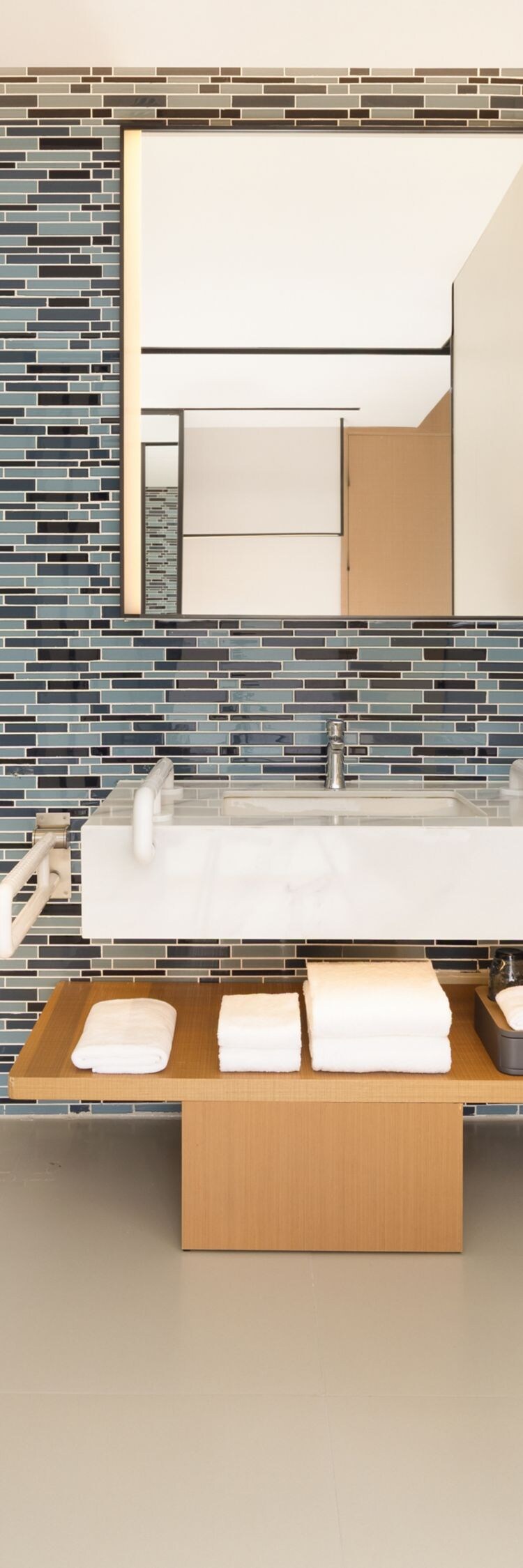 Accessible Room Bathroom