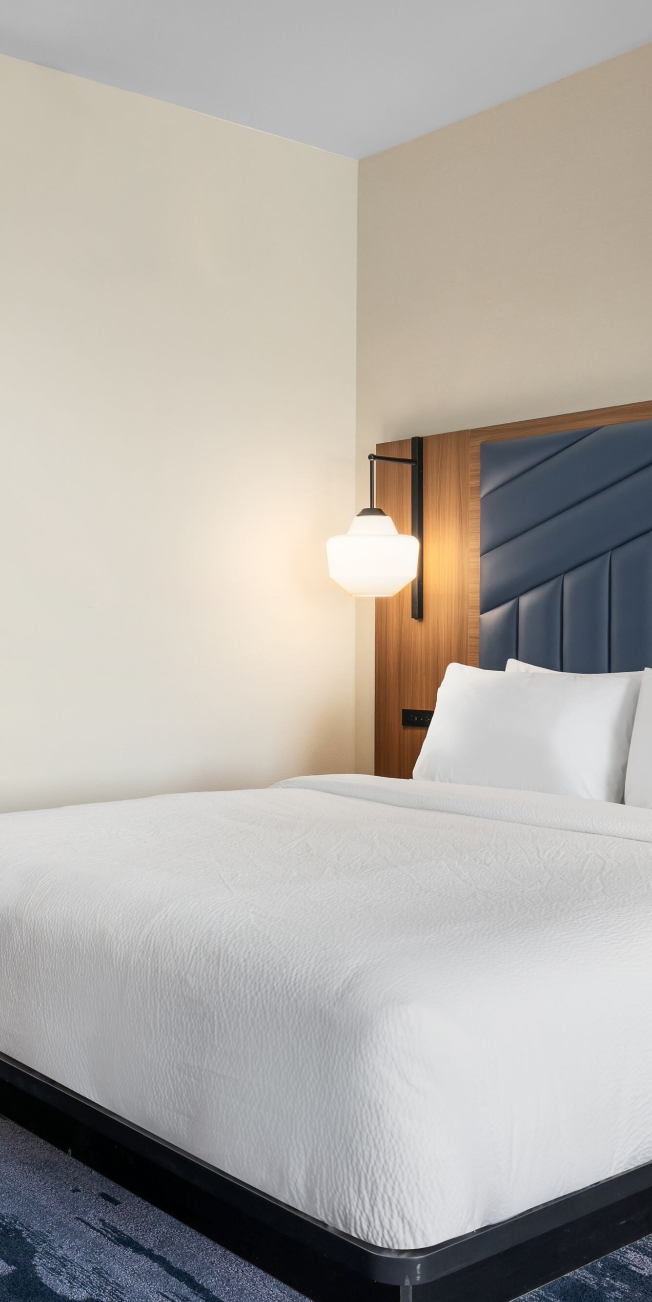 King bed in guest room
