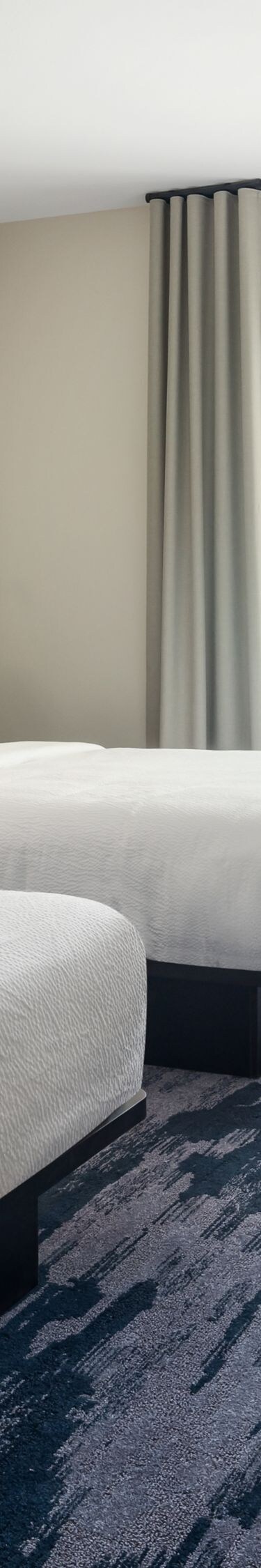 Two queen beds in guest room